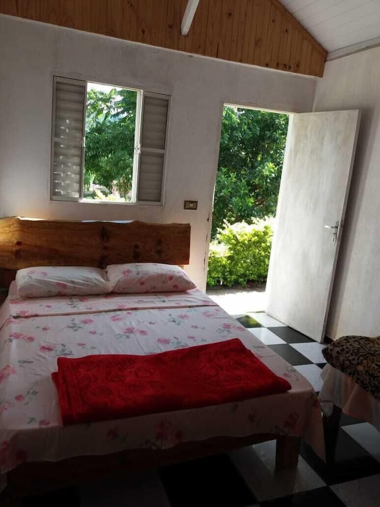 Basic Chalet