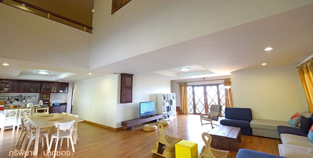Four-Bedrooms Apartment photo 1