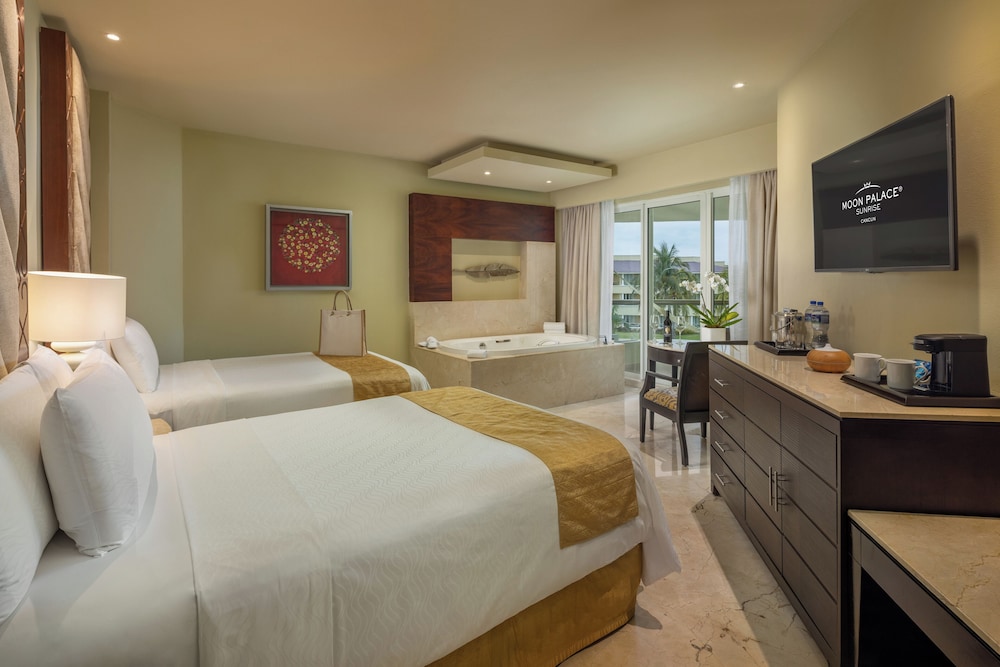 Superior Deluxe Ocean View - Book 4 nights, get 2 free in Punta Cana