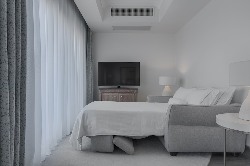 Junior Suite, Multiple Beds