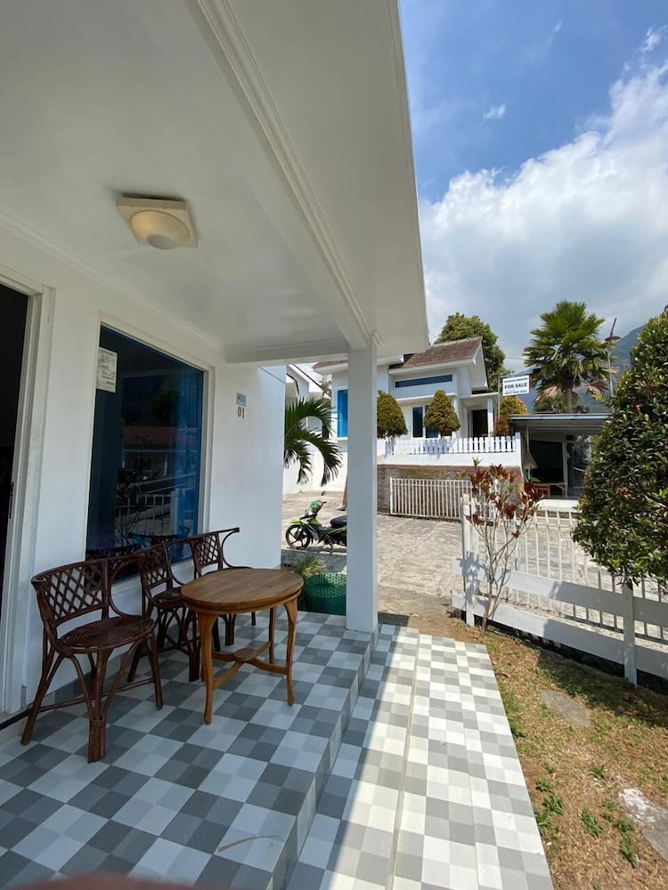 Standard Villa photo 2
