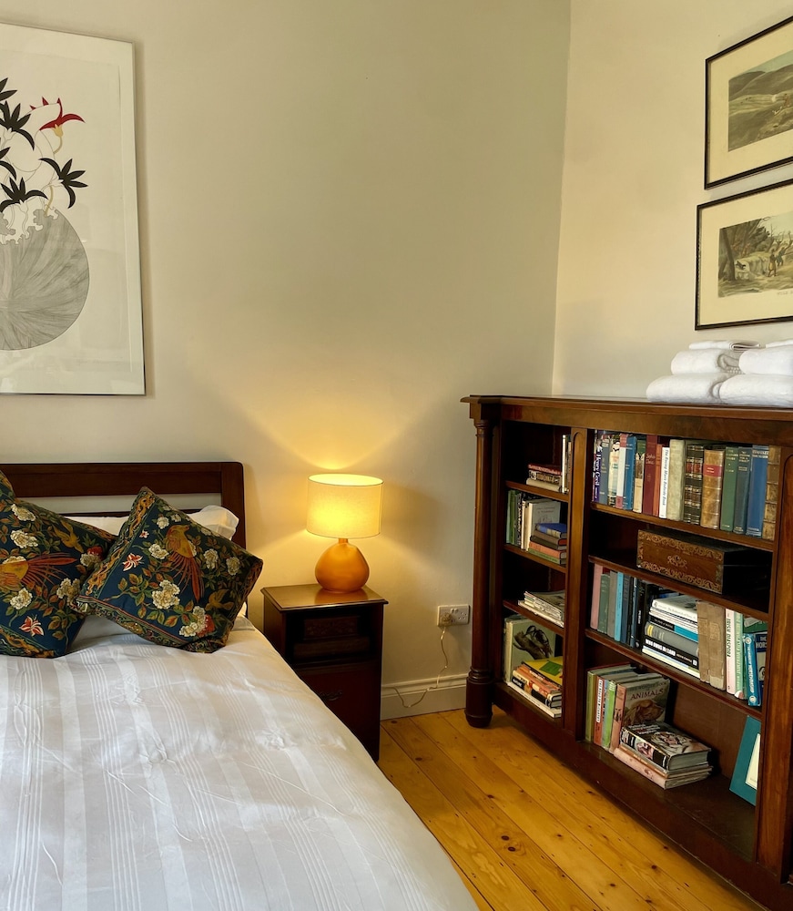 Executive Double Room, Shared Bathroom, Garden View (Wing) photo 2