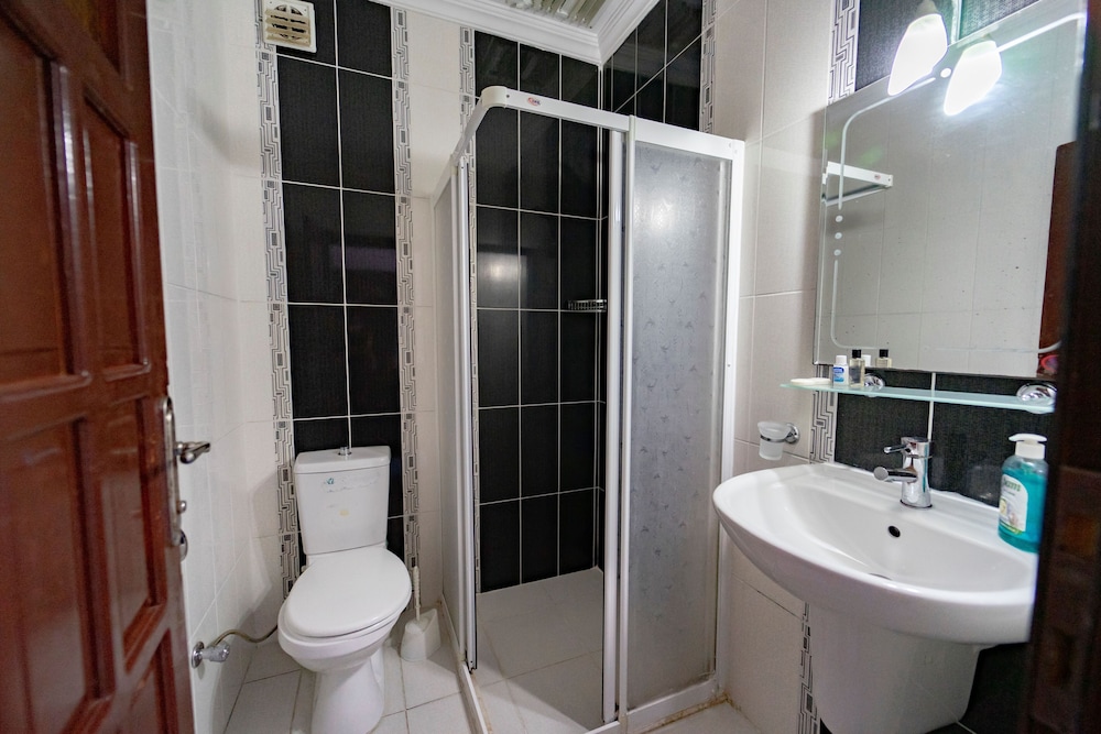 Standard Double or Twin Room photo 2