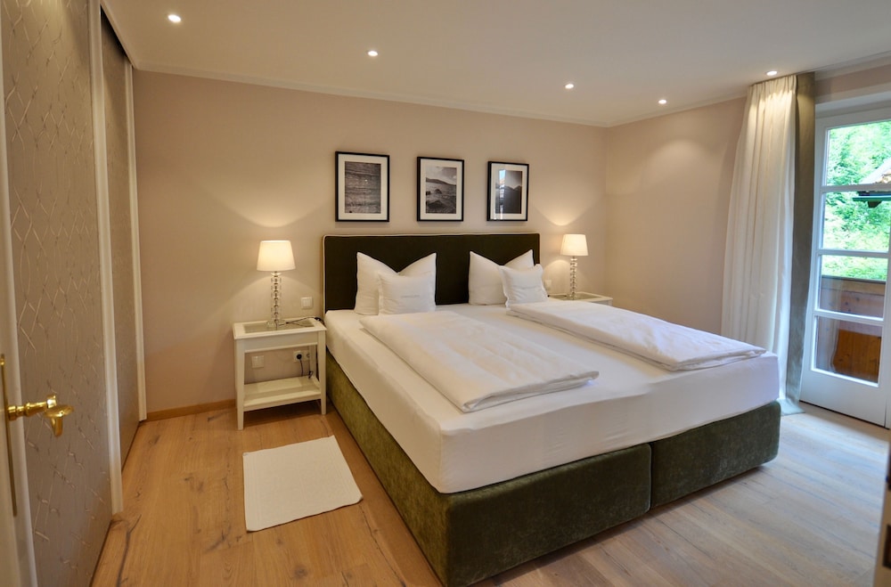 Exclusive Suite, 1 Bedroom, Balcony, Mountain View photo 1