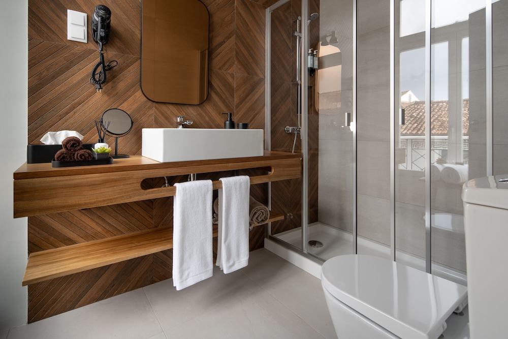 Deluxe Studio Suite photo 2