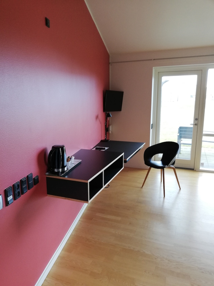 Standard Room, 2 Twin Beds, Hill View photo 2