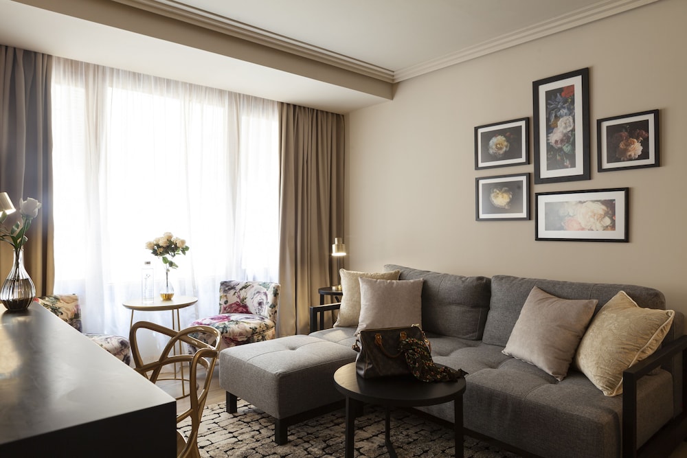The Hidden Suite