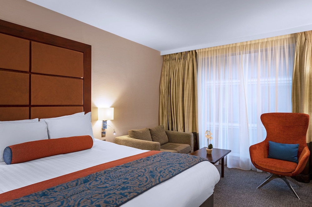 Executive Room with King Bed