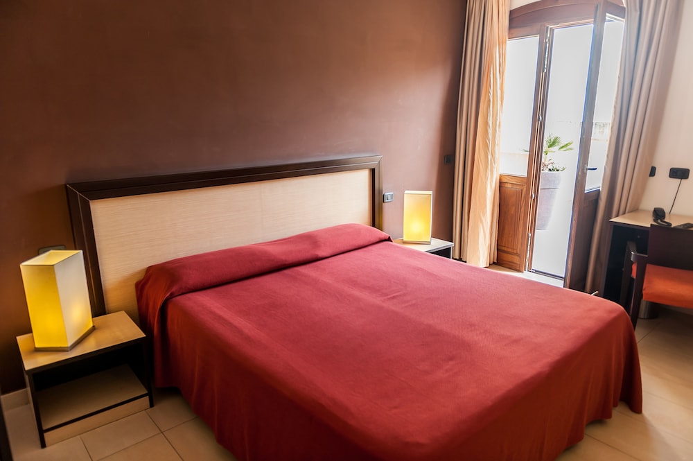 Comfort Double or Twin Room, Terrace photo 1