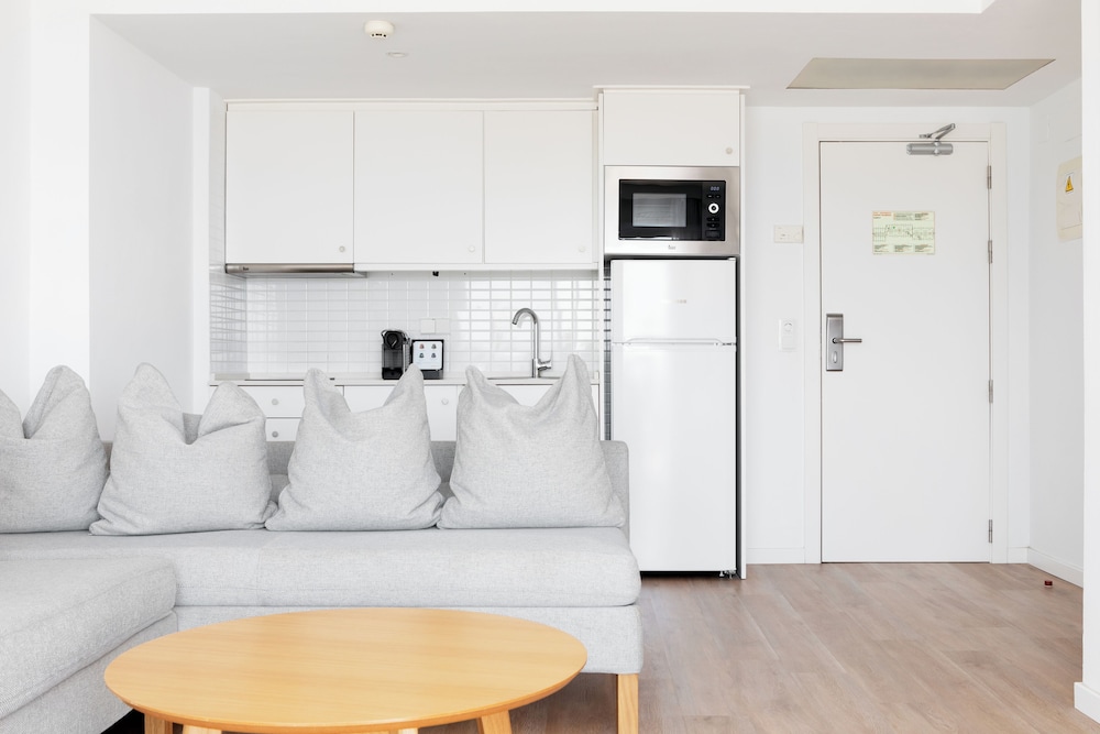 Family Apartment Sea View A34SEB