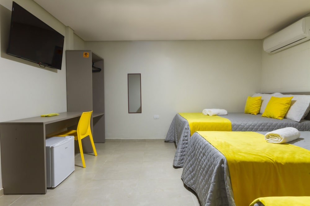 Family Room - Photo 6