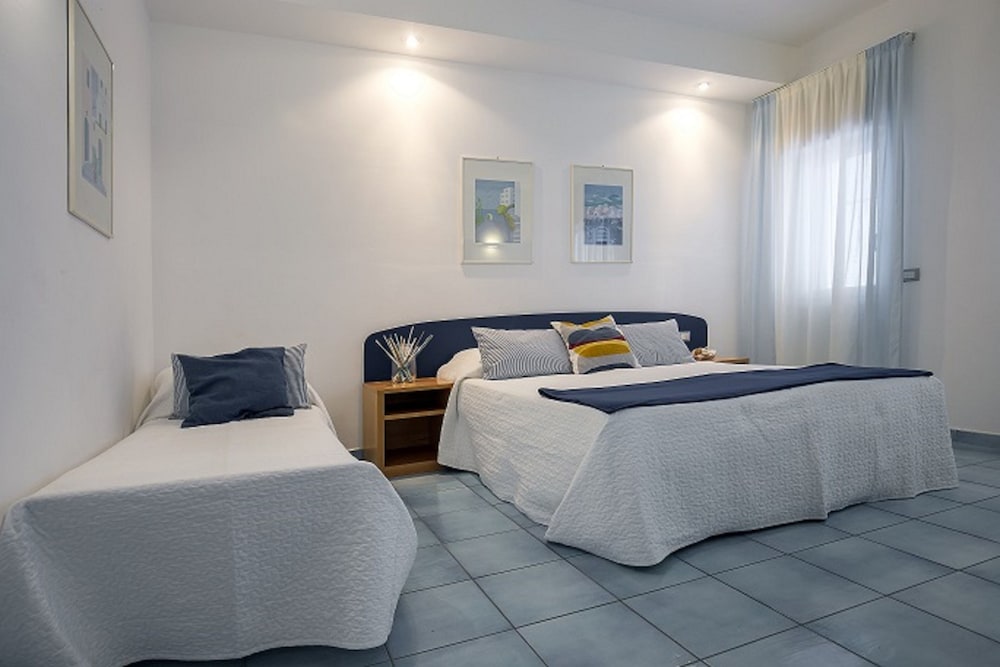 Superior Apartment, 1 Bedroom - Photo 2