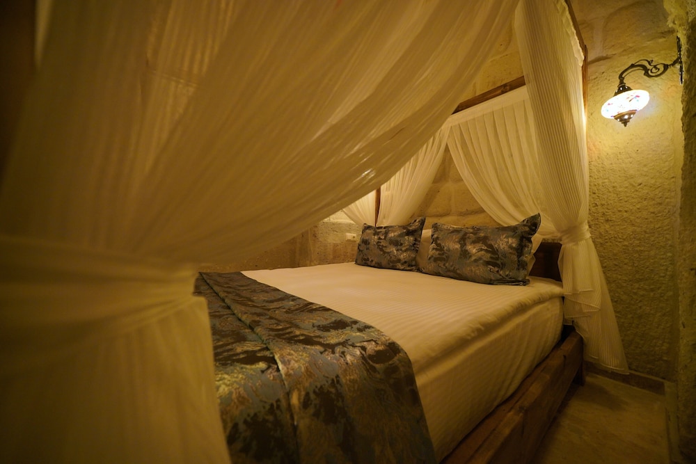 Hanzade Deluxe Stone Room - Photo 4