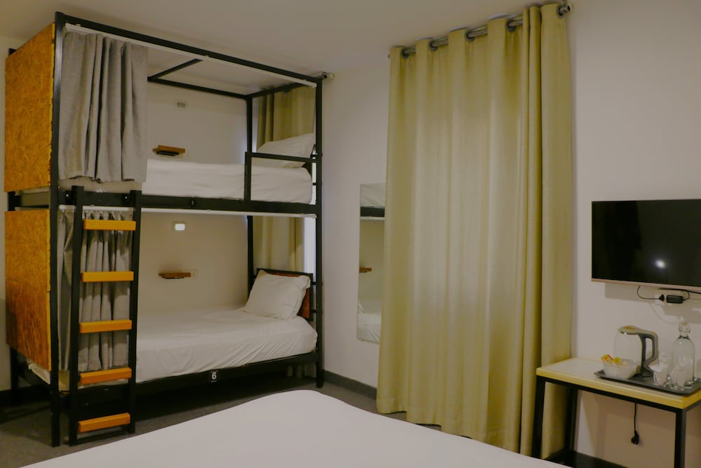 Deluxe Quadruple Room, 1 Bedroom