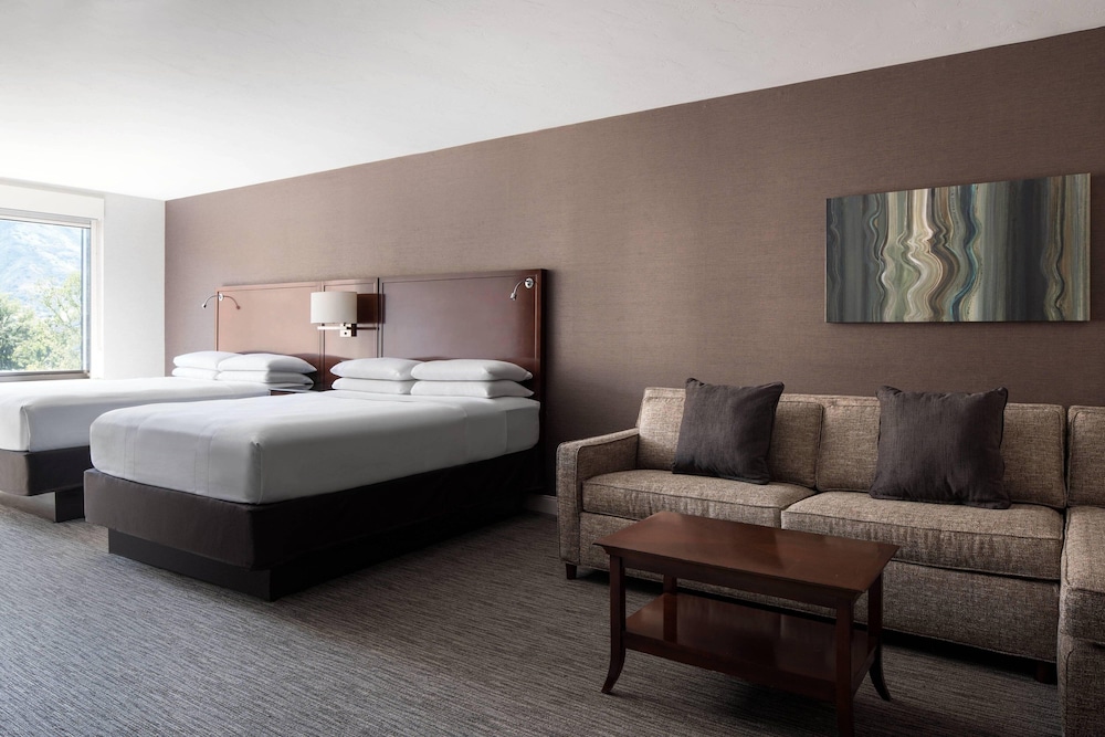 Room, Multiple Beds photo 1