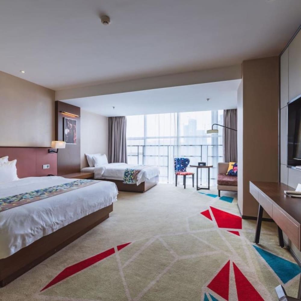 Twin Room, City View photo 3