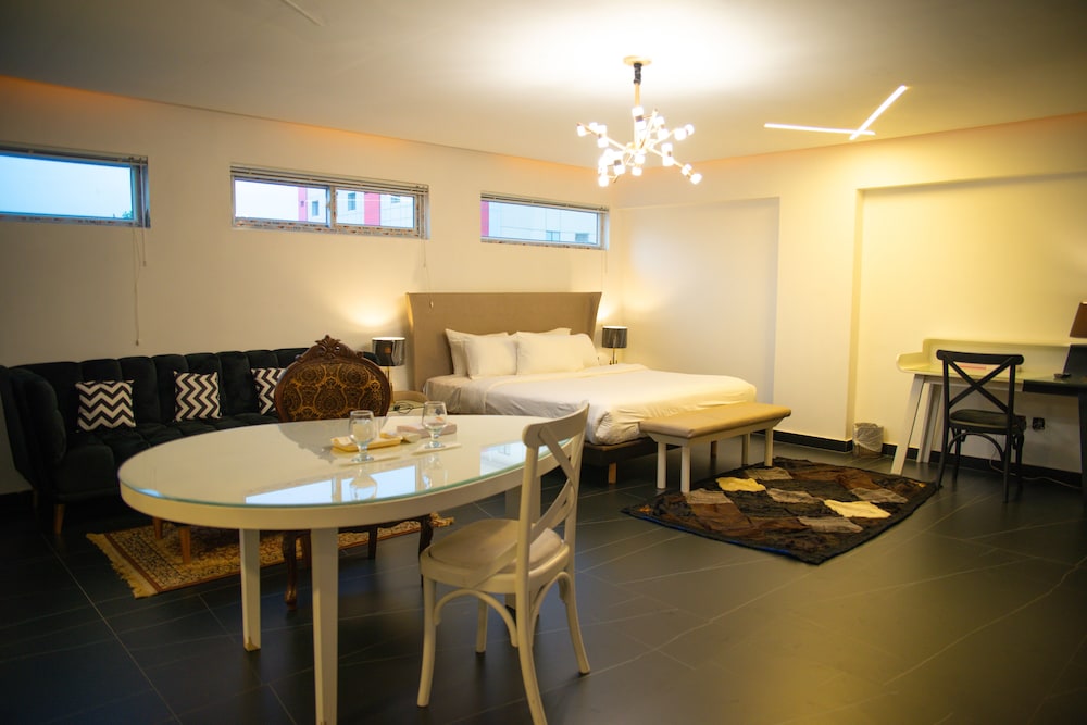 Signature Room photo 1