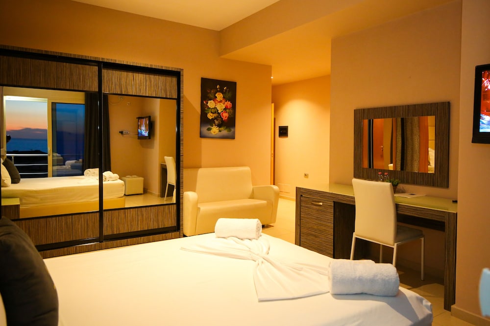Suite, Sea View photo 1