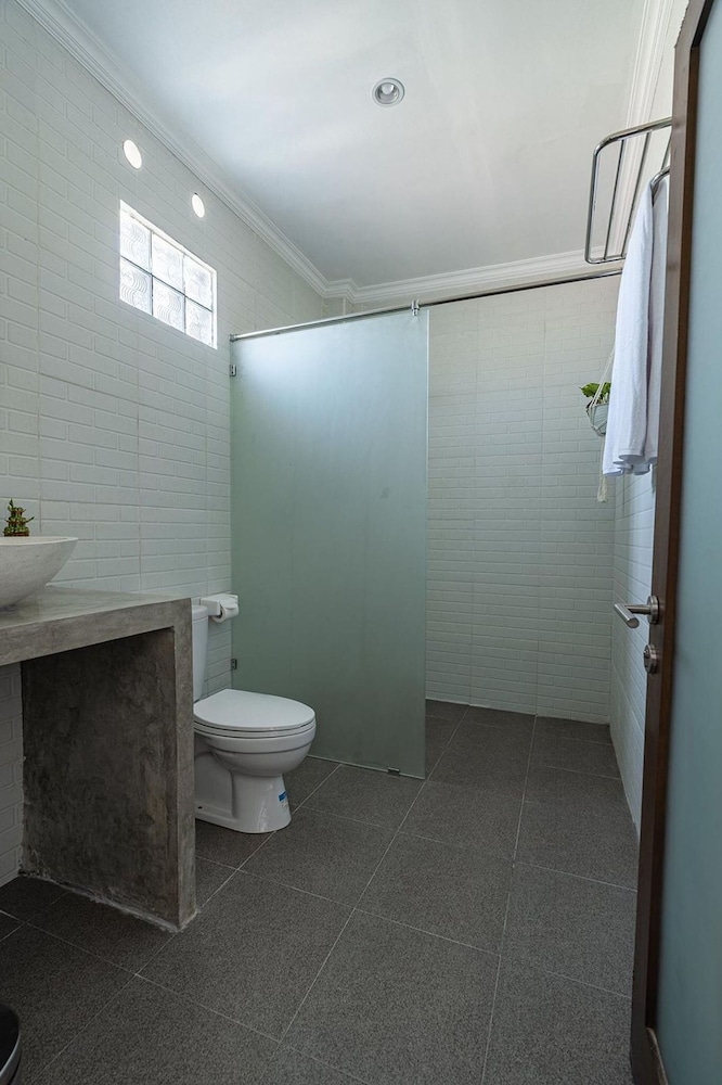 Double or Twin Room - Photo 3