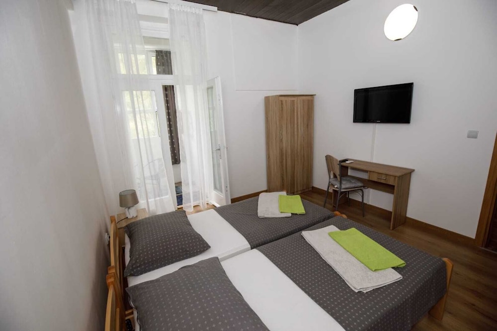 Twin Room photo 1