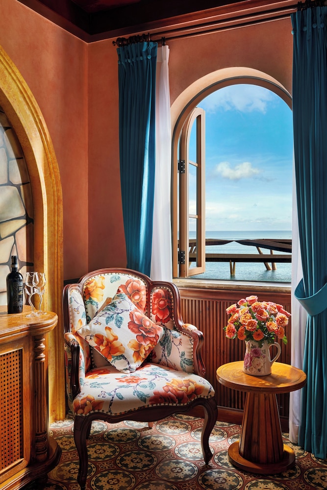 Mare Amoris, Ocean View, 1 King Bed with Window - Photo 8