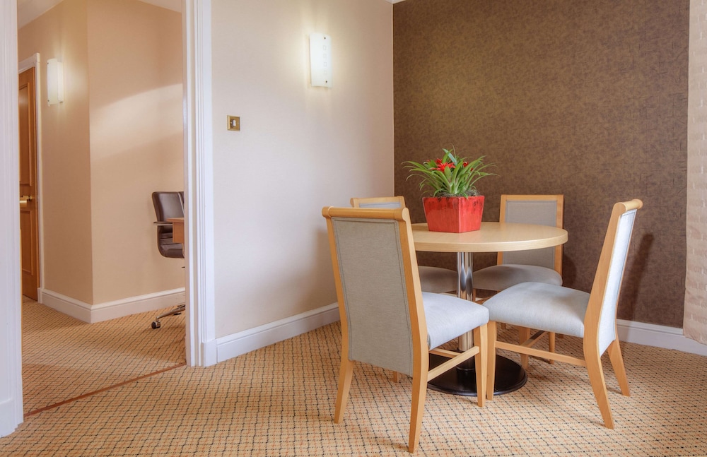 Suite, 1 Double Bed photo 1