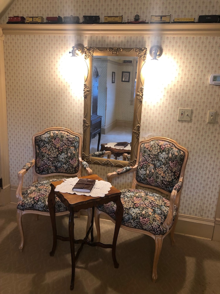 The Train Room (3rd Floor)