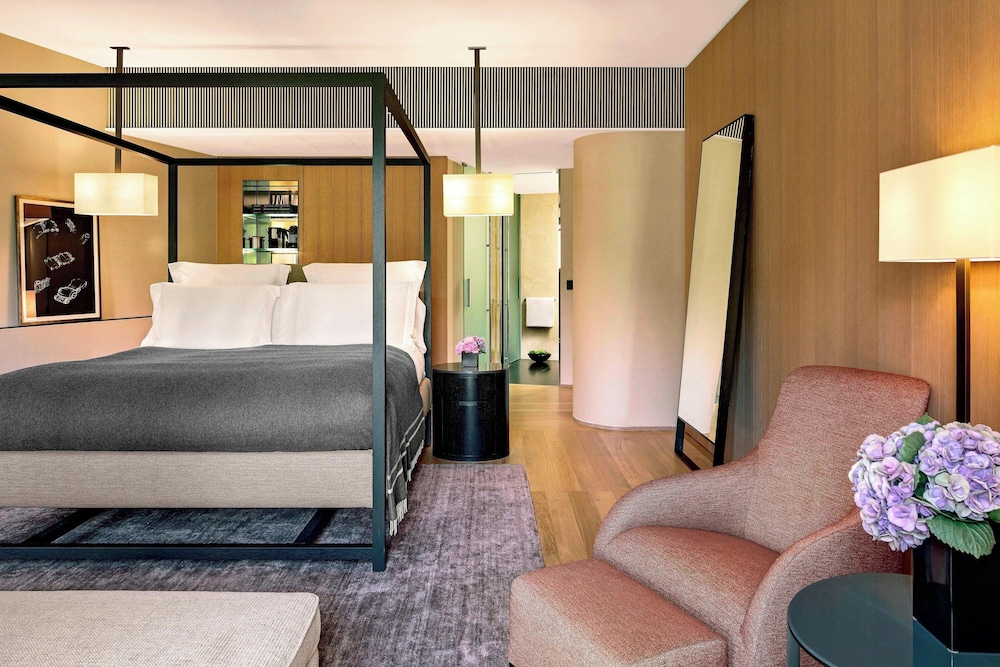 One Bedroom Junior Suite (Non Smoking)