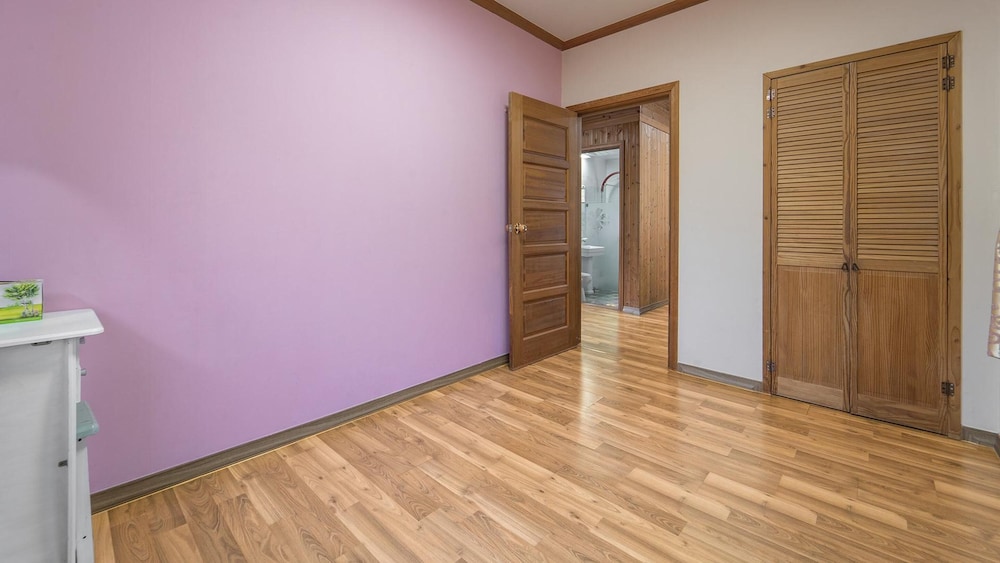 Basic Room, 2 Bedrooms (donfbackbang) photo 2