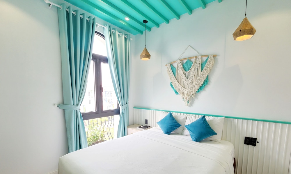 Standard Double Room, 1 Queen Bed, Tower