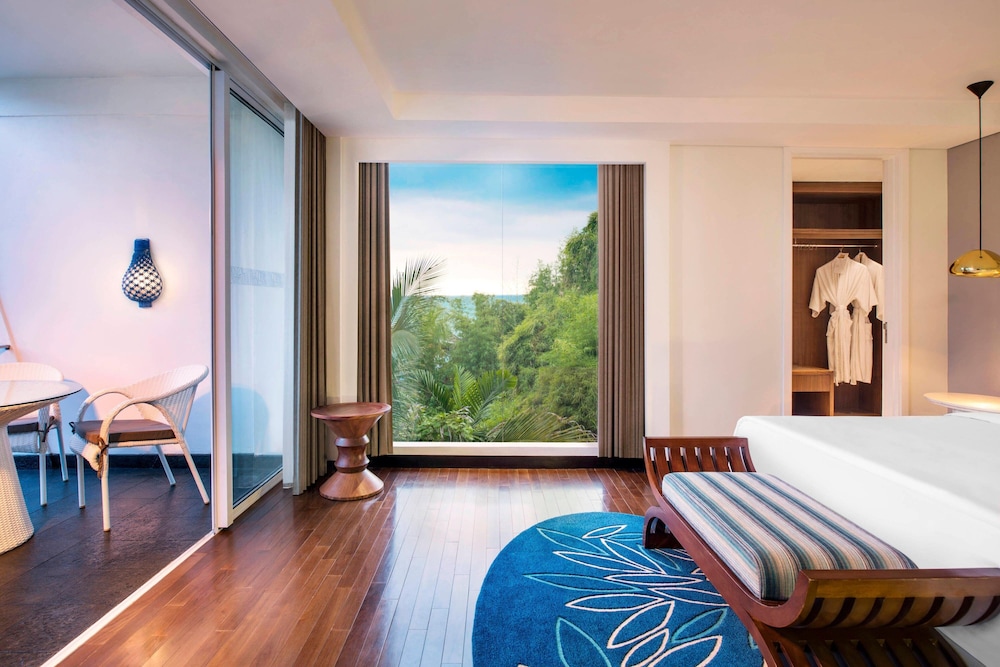 Suite, 2 Bedrooms, Lagoon View (Balcony) photo 2