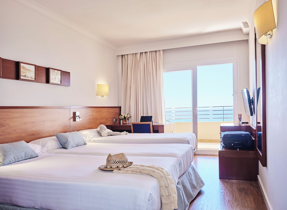 Triple Room, Sea View, Sea Facing (2 + 1) - Photo 1