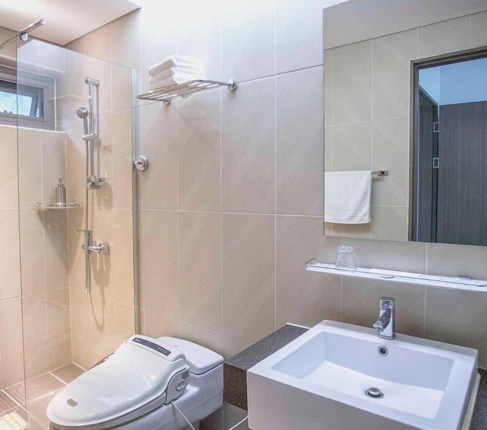 Garden Villa Deluxe (2 Pax Breakfast & Dinner / Facilities) Maximum 2 Pax photo 2