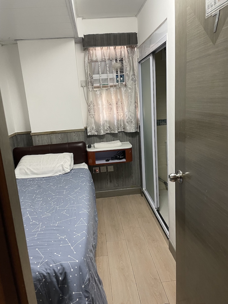 Basic Single Room