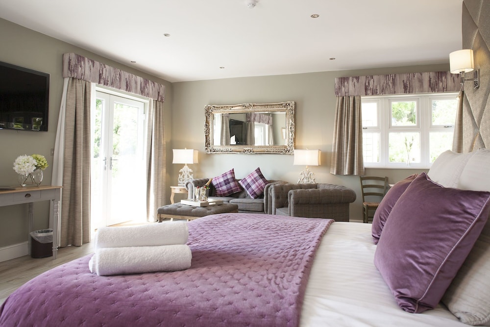 Luxury Studio Suite, 1 King Bed, Valley View photo 1