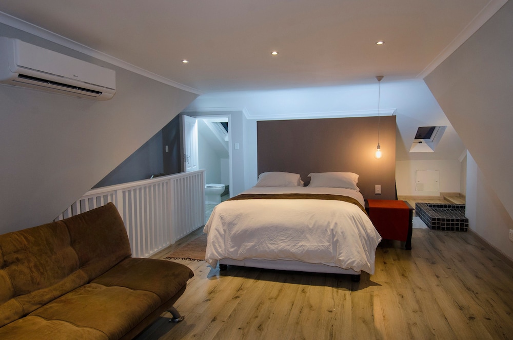 Superior Apartment, 2 Bedrooms, Ocean View, Beachfront photo 1