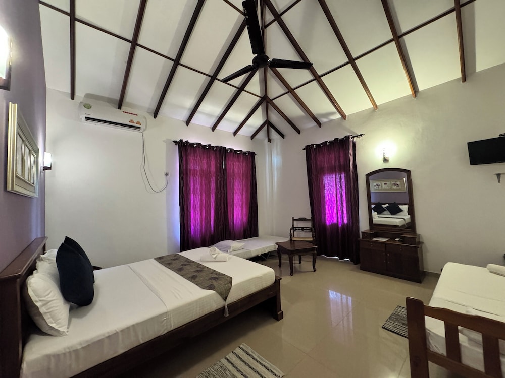 Deluxe Quadruple Room photo 3