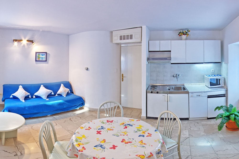 Standard Apartment, Park View photo 3