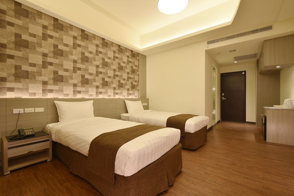 Standard Twin Room photo 2