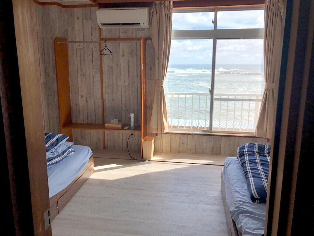 Superior Twin Room, Ocean View photo 2