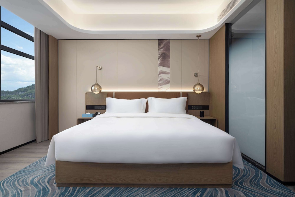 Business Room, 1 King Bed, Non Smoking