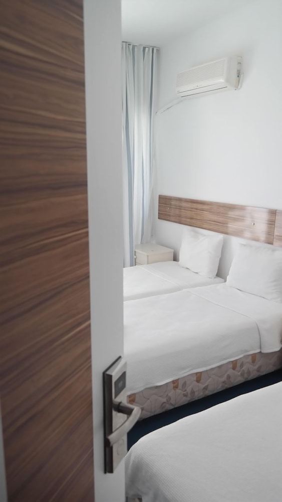 Standard Quadruple Room photo 3