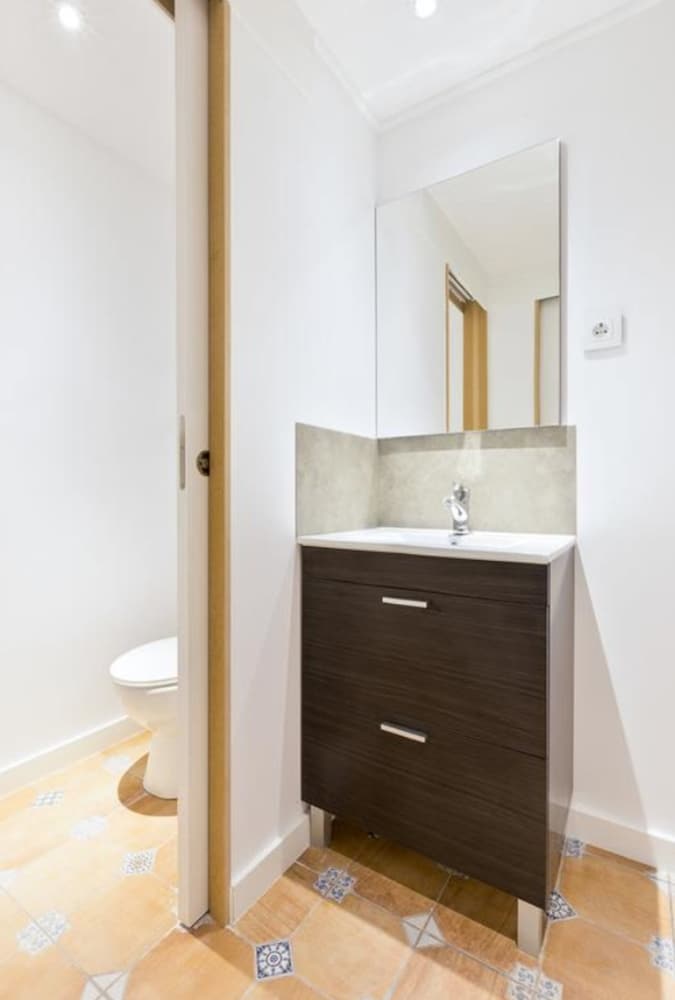 Triple Room, Private Bathroom (Accessible) photo 2