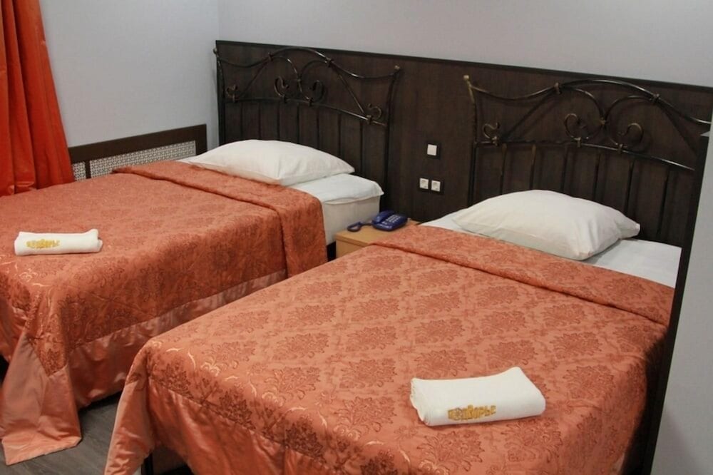 Standard Twin Room, 2 Twin Beds photo 3