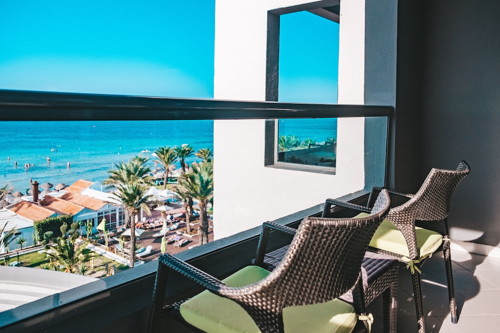 Standard Double Room, Sea View photo 2