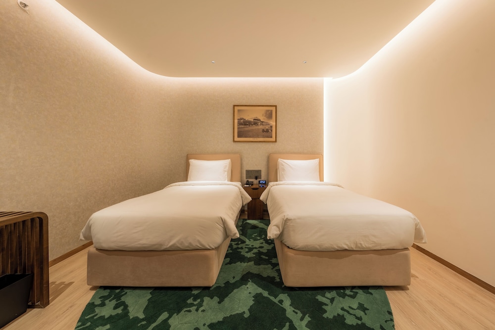 Deluxe Single Room - 12 Hours