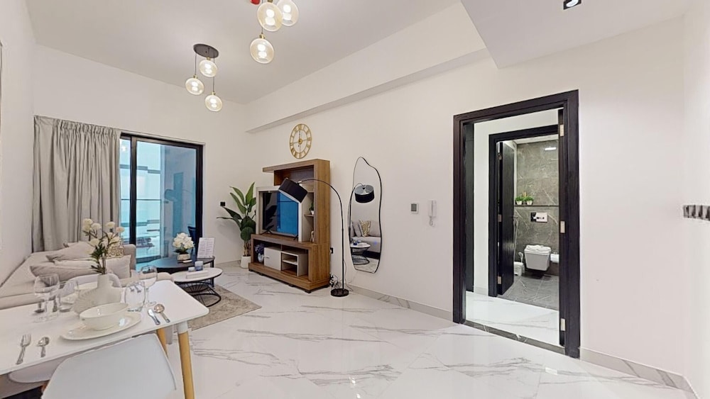 Apartment, 1 Bedroom, Pool Access photo 3