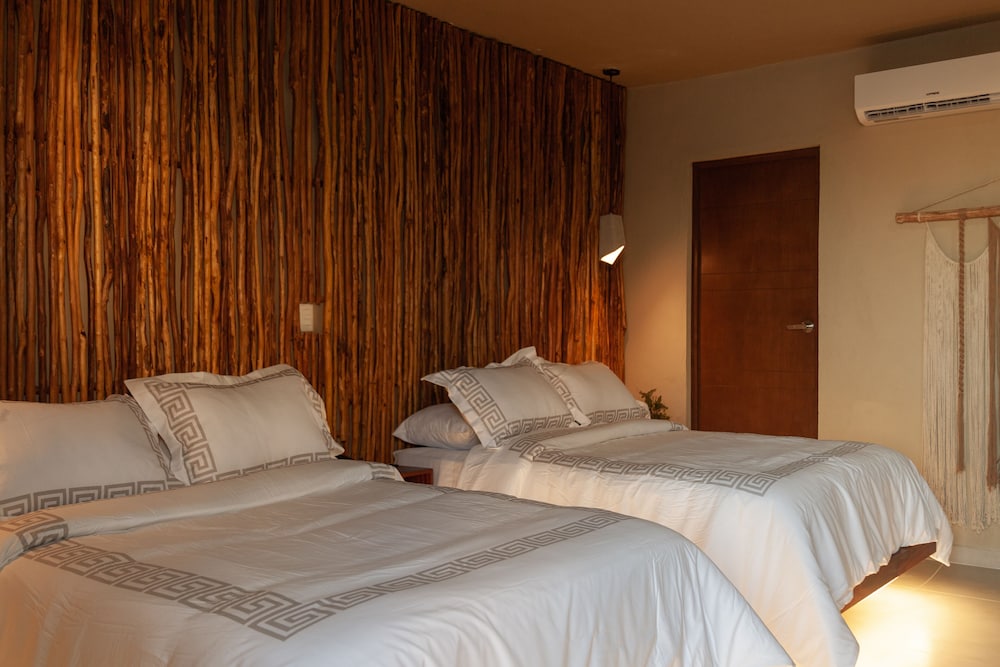 Superior Room, 2 Double Beds photo 1