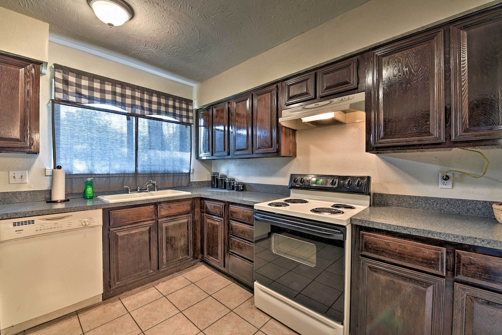 House (3 Bedrooms) photo 2