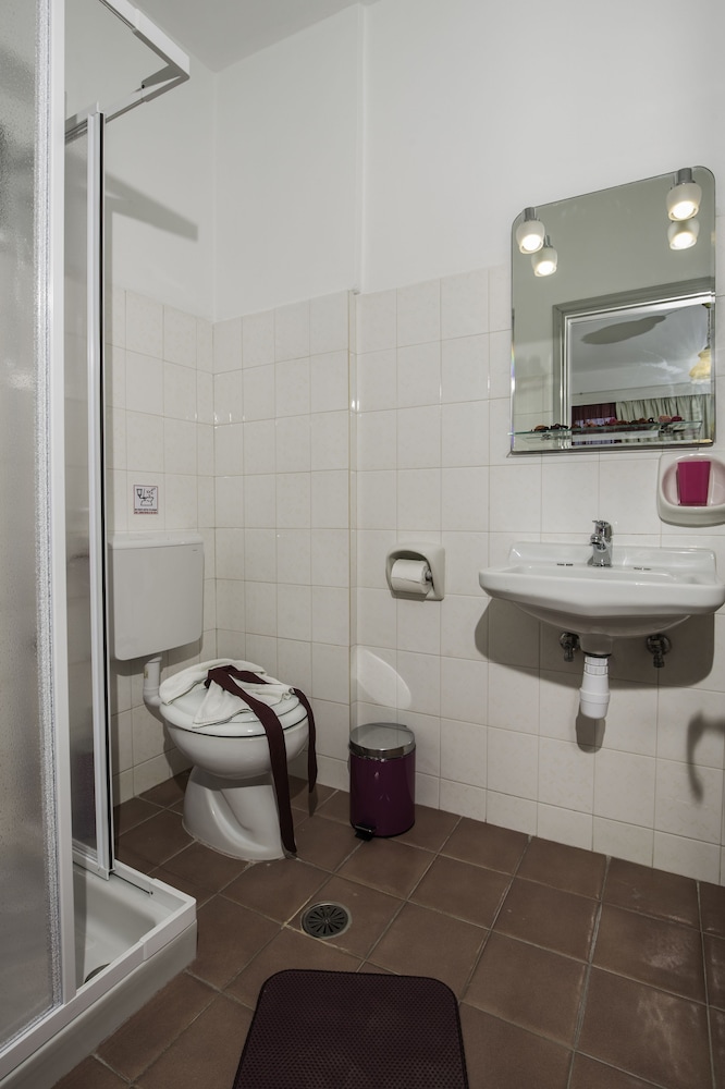 Twin Room photo 2